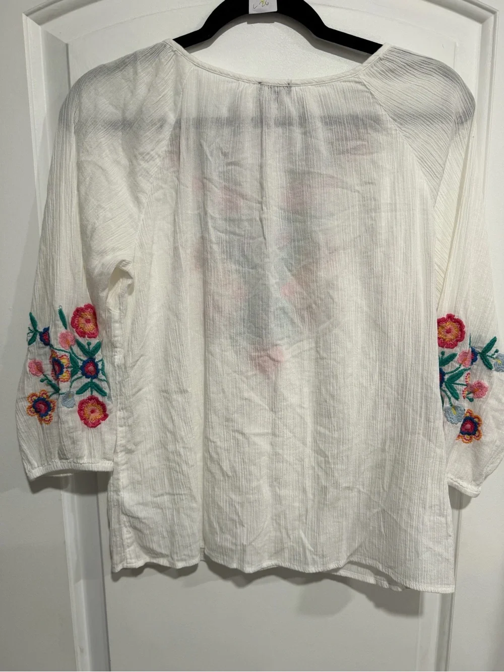 Talbots Embroidered White Boho Peasant Top - Floral Detail Size Medium Petite